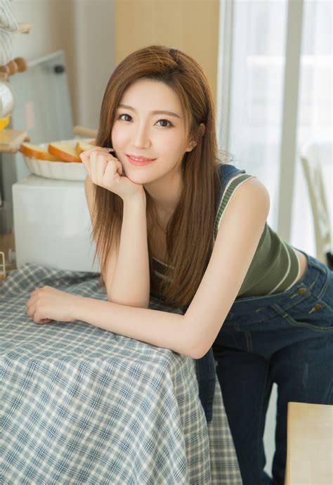 我现在是高三、我【想学】习市场营销行业、但是我迷茫的是从大学学好、还是_2，